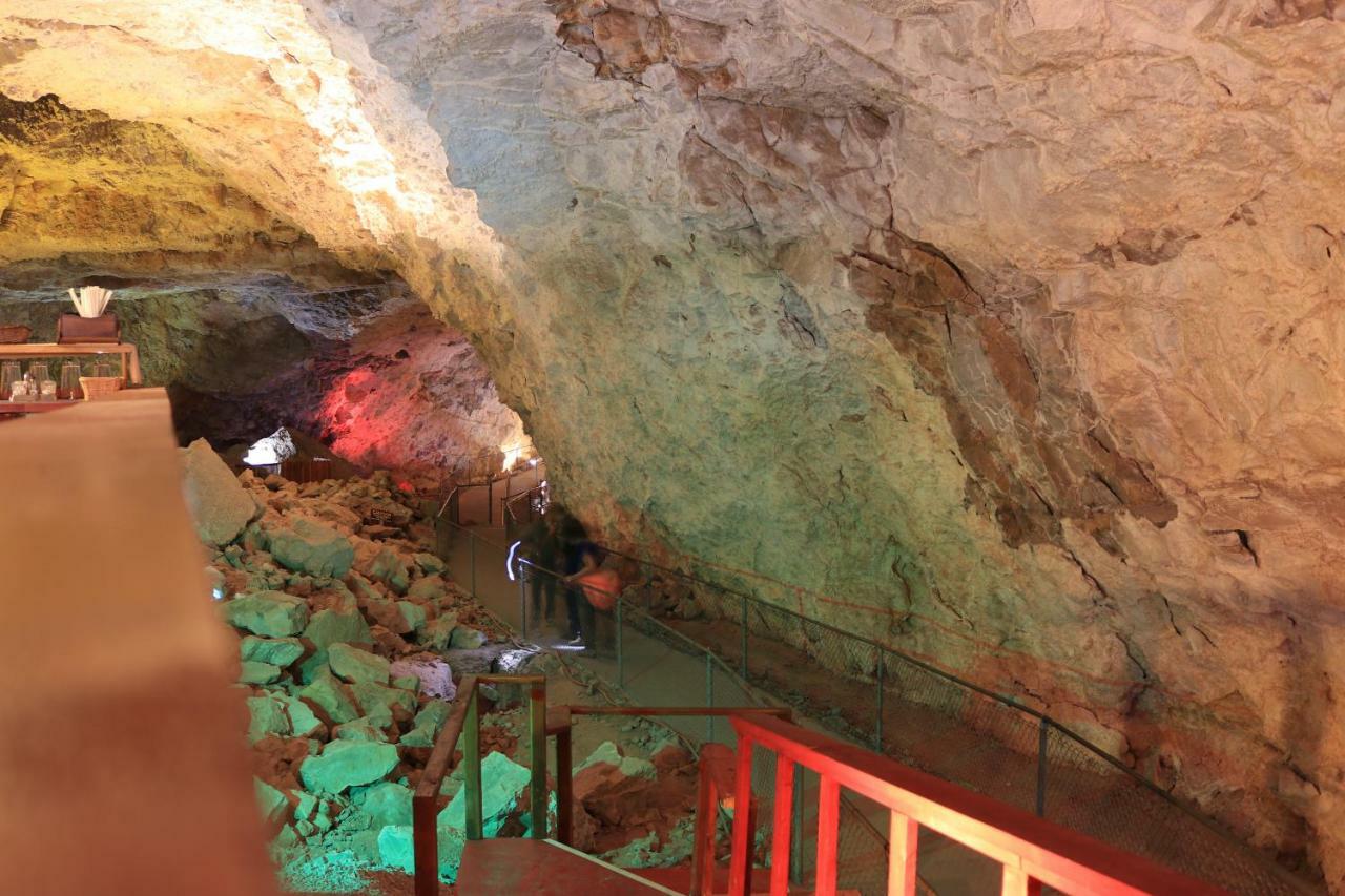 Grand Canyon Caverns Inn Peach Springs Exterior foto